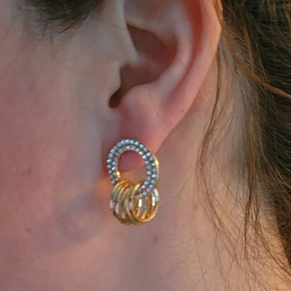 Beautiful Rhinestone Circle Decor Earrings - Picture 12 of 17